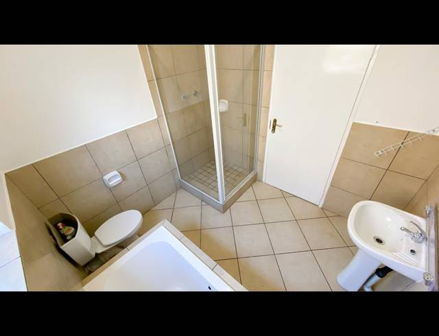 2 BEDROOM TOWNHOUSE FOR SALE IN ALBERTSDAL